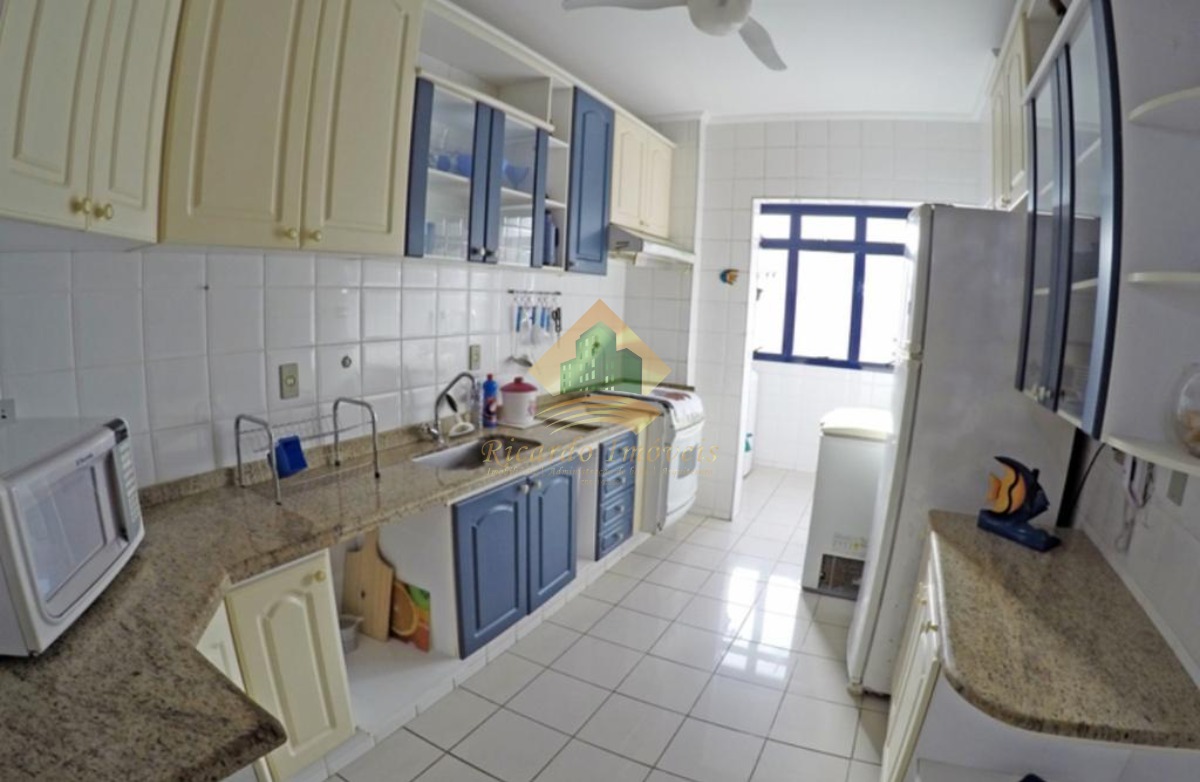 Excelente apartamento,com vista para o mar, ótimo investimento para locação temporária.