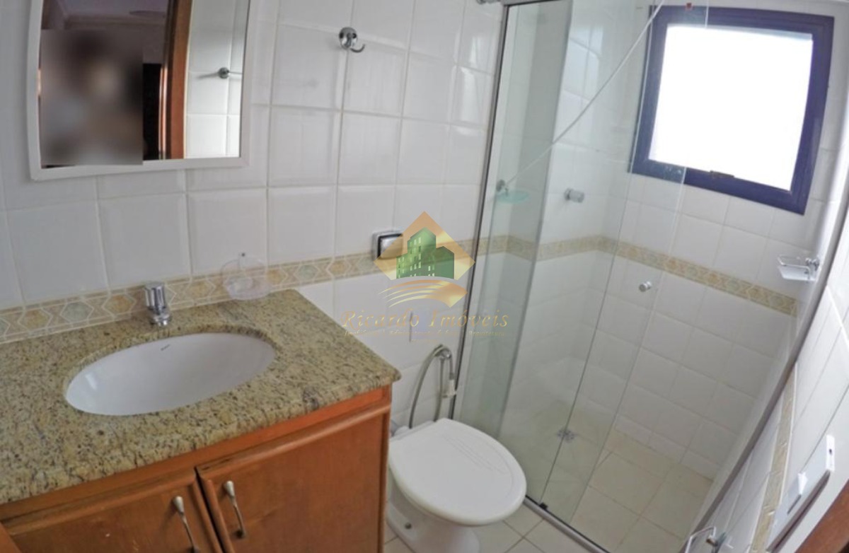 Excelente apartamento,com vista para o mar, ótimo investimento para locação temporária.