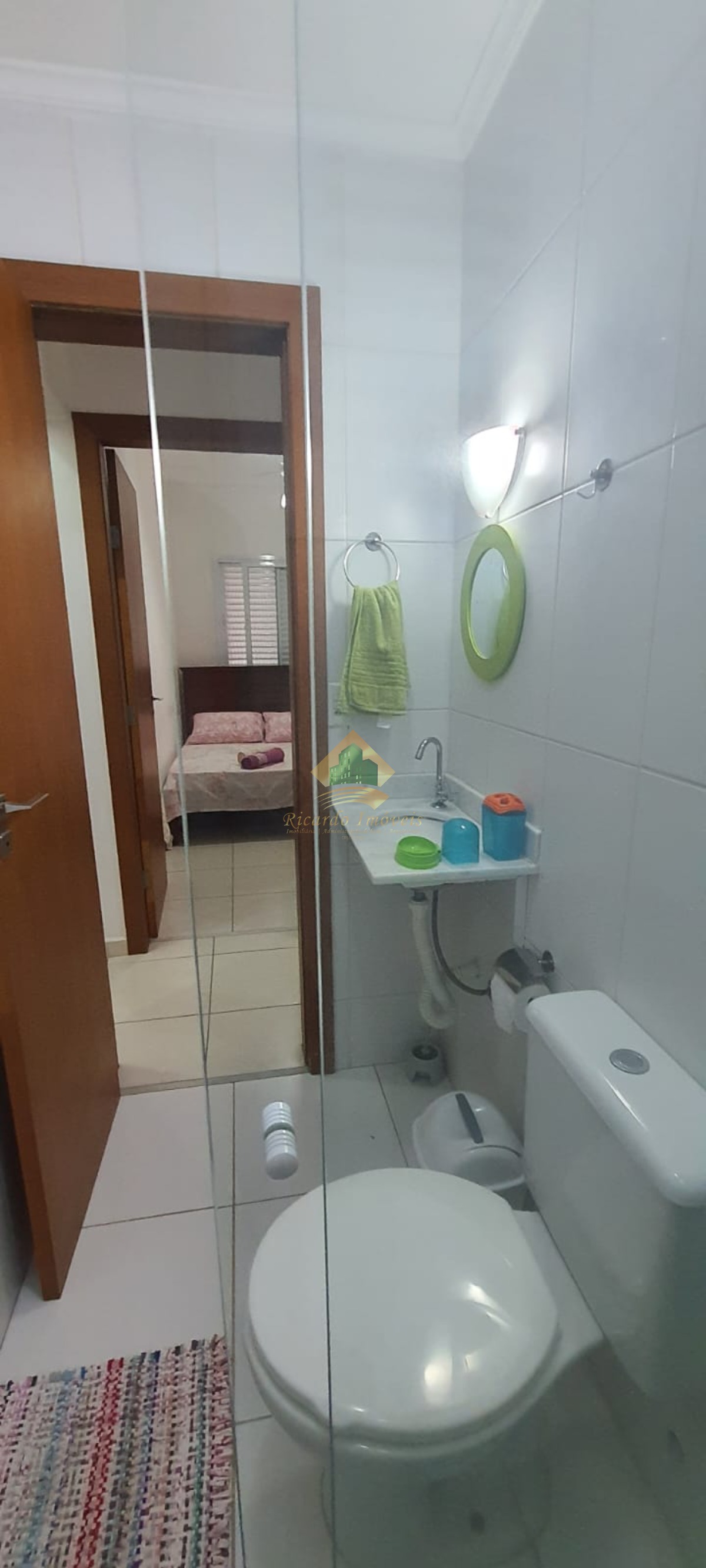 Apto 3 Dormitórios sendo 1 Suíte