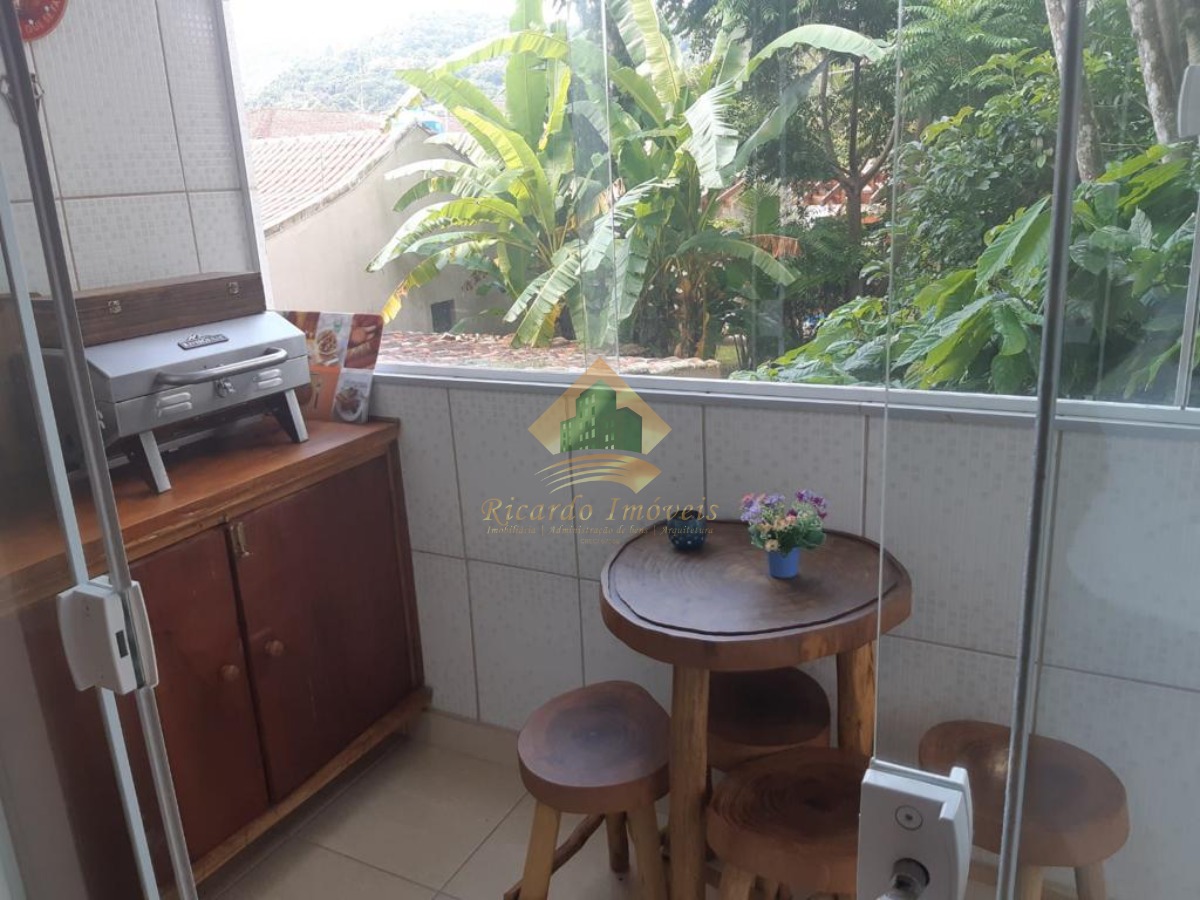 Apartamento de 2 dormitórios entre o itaguá e ténorio