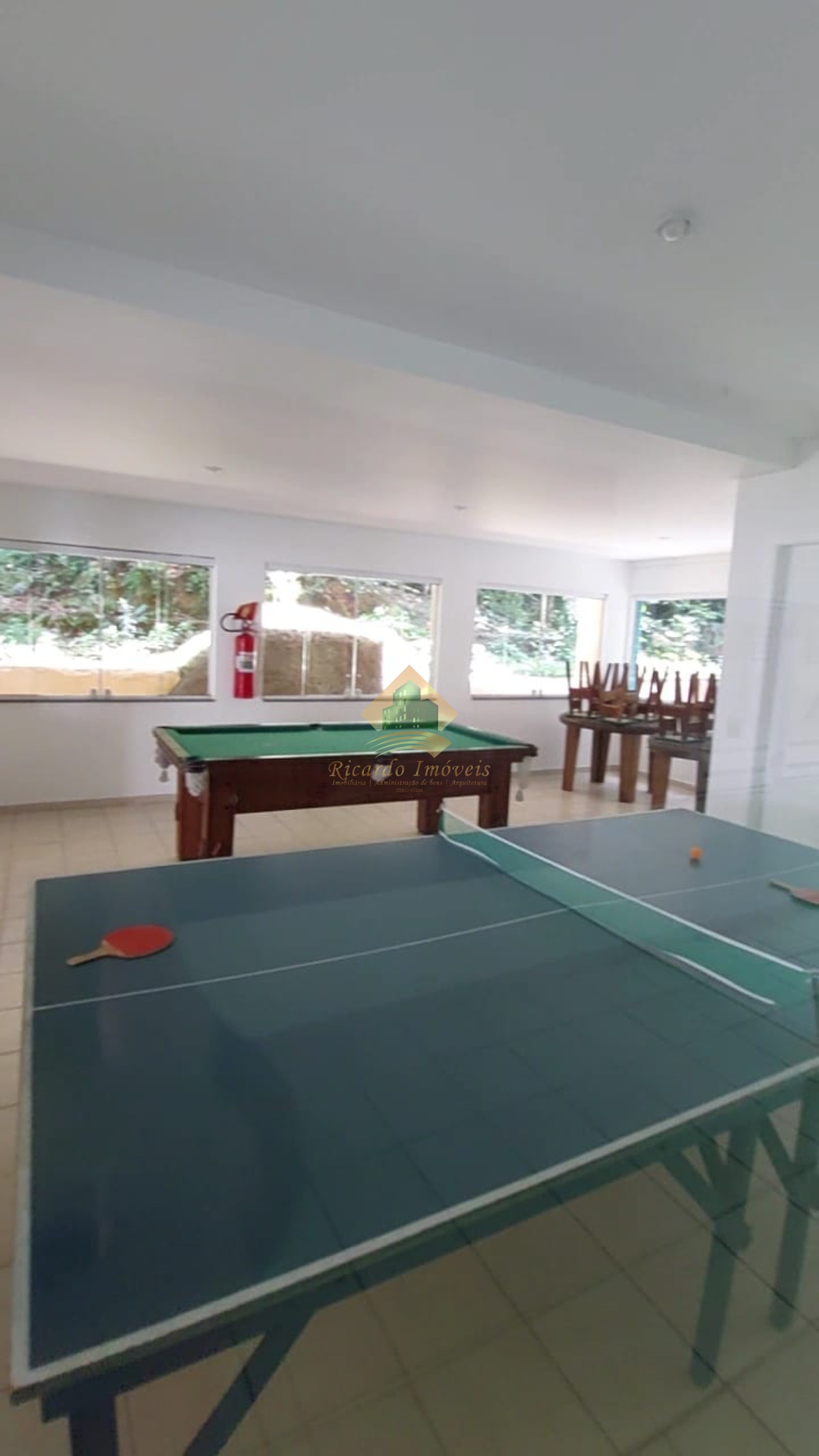 Apartamento na área nobre da praia grande a150 metros do mar