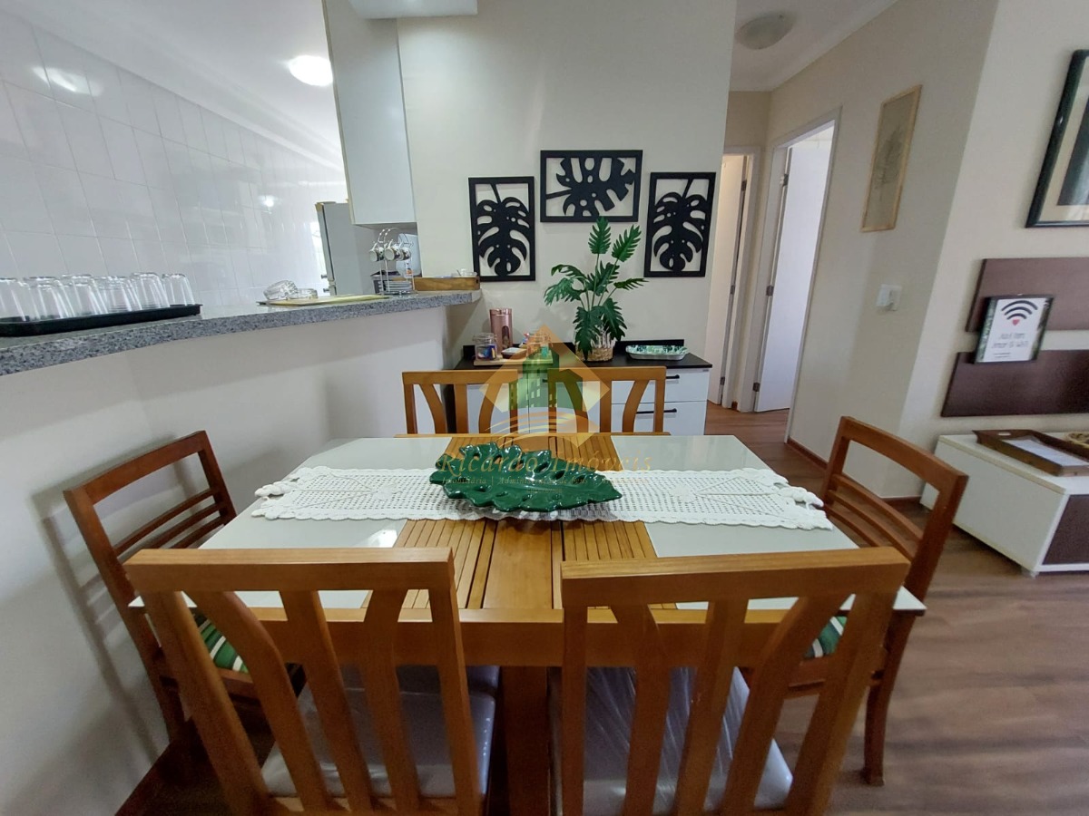 Apartamento na área nobre da praia grande a150 metros do mar