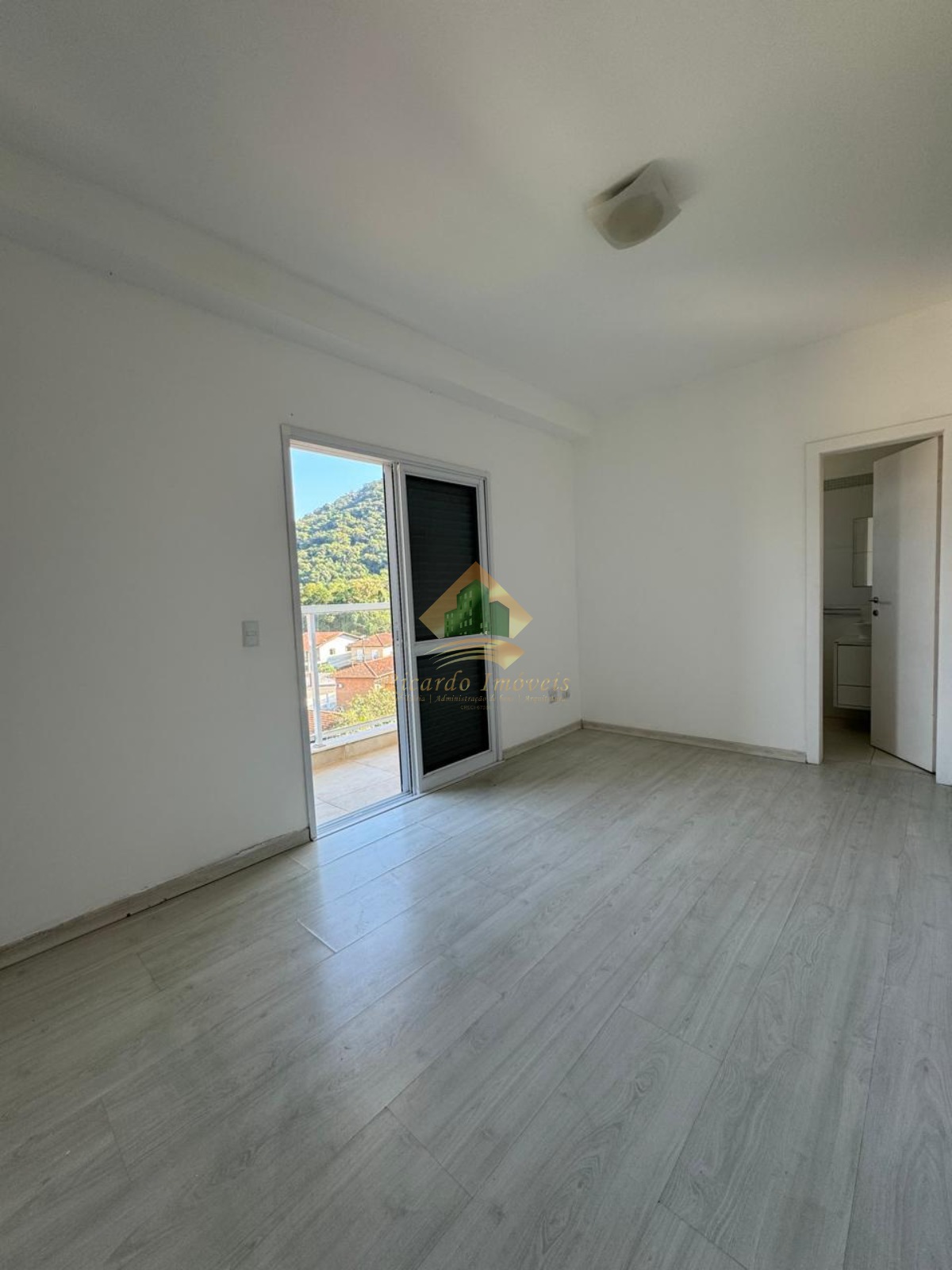 Apartamento alto padrão no centro de ubatuba próximo a prefeitura