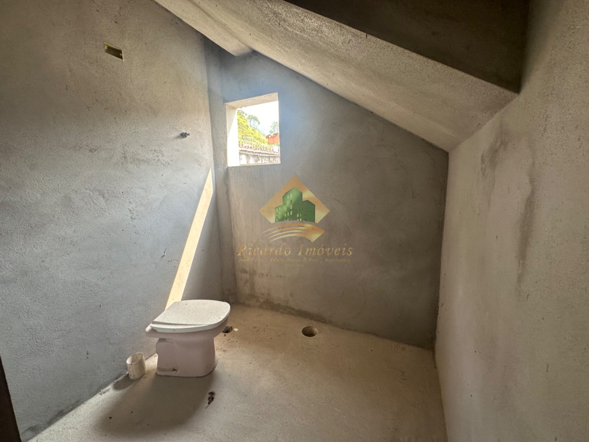 Casa em contrução oportunidade de fazer pousada