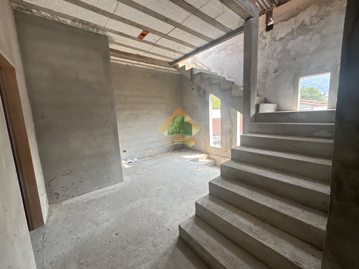 Casa em contrução oportunidade de fazer pousada