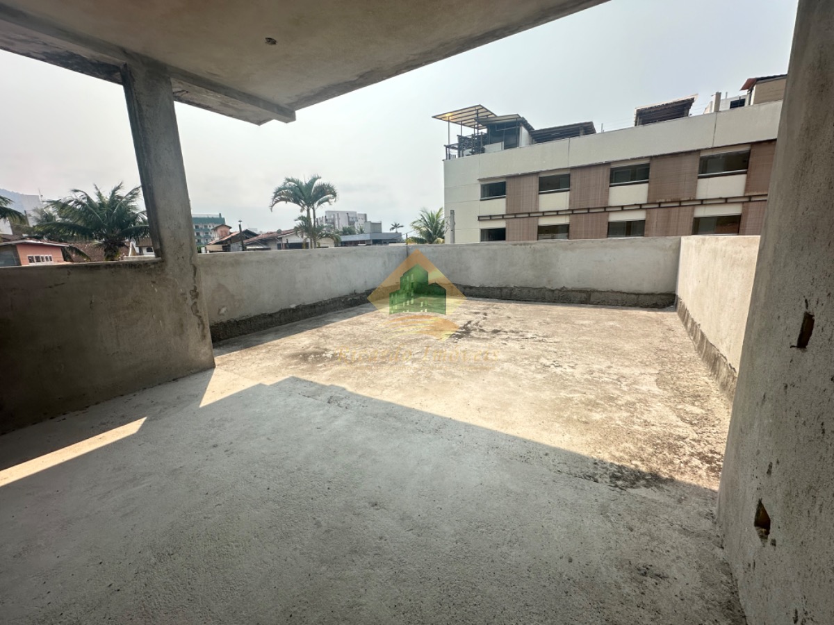 Casa em contrução oportunidade de fazer pousada