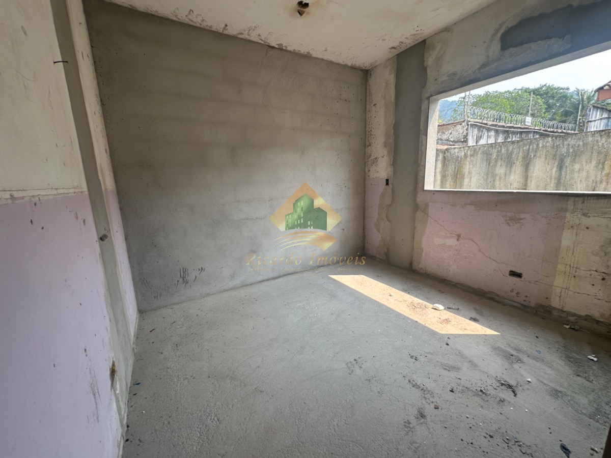 Casa em contrução oportunidade de fazer pousada