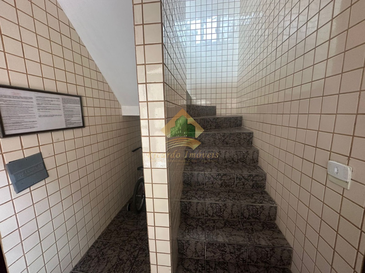 Apt de 2 dormitórios no centro de ubatuba