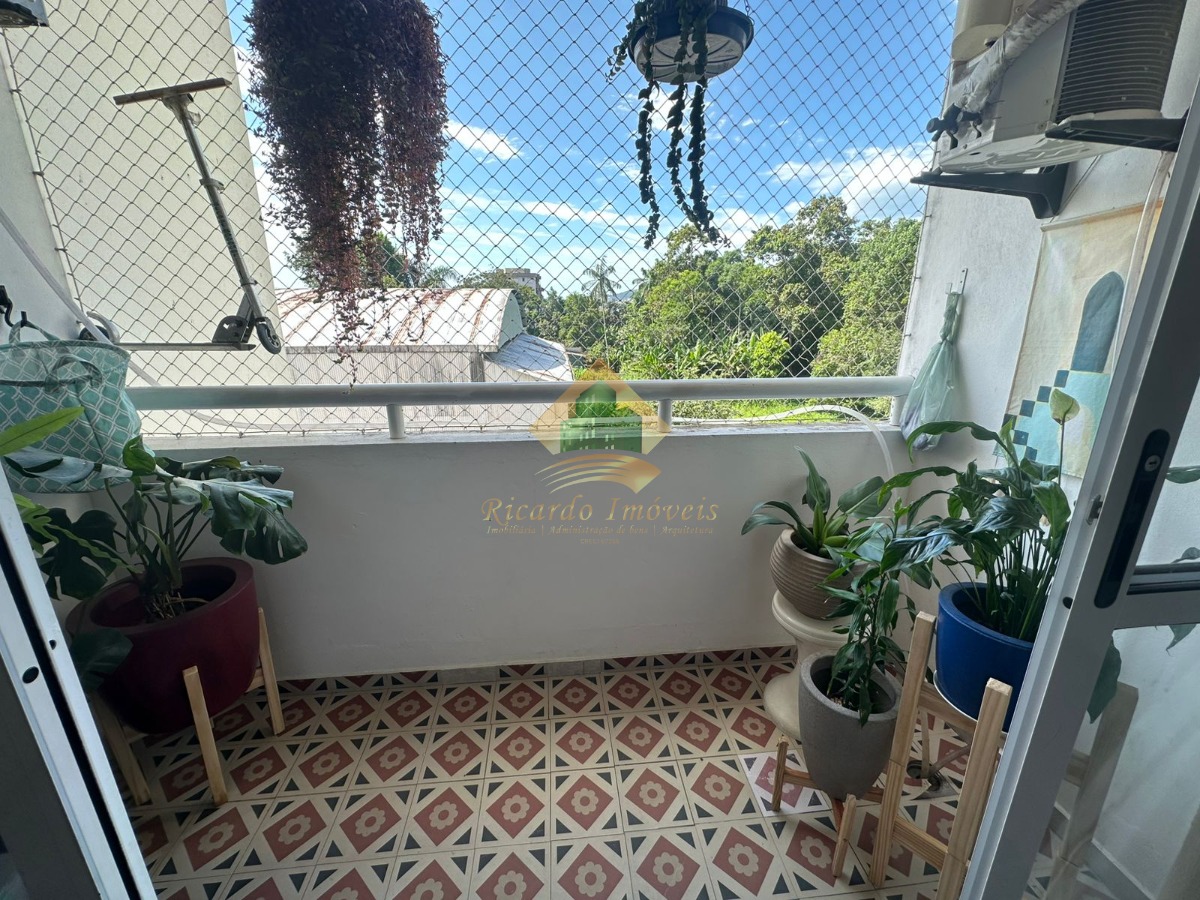 Apt 3 dormitórios no centro de ubatuba