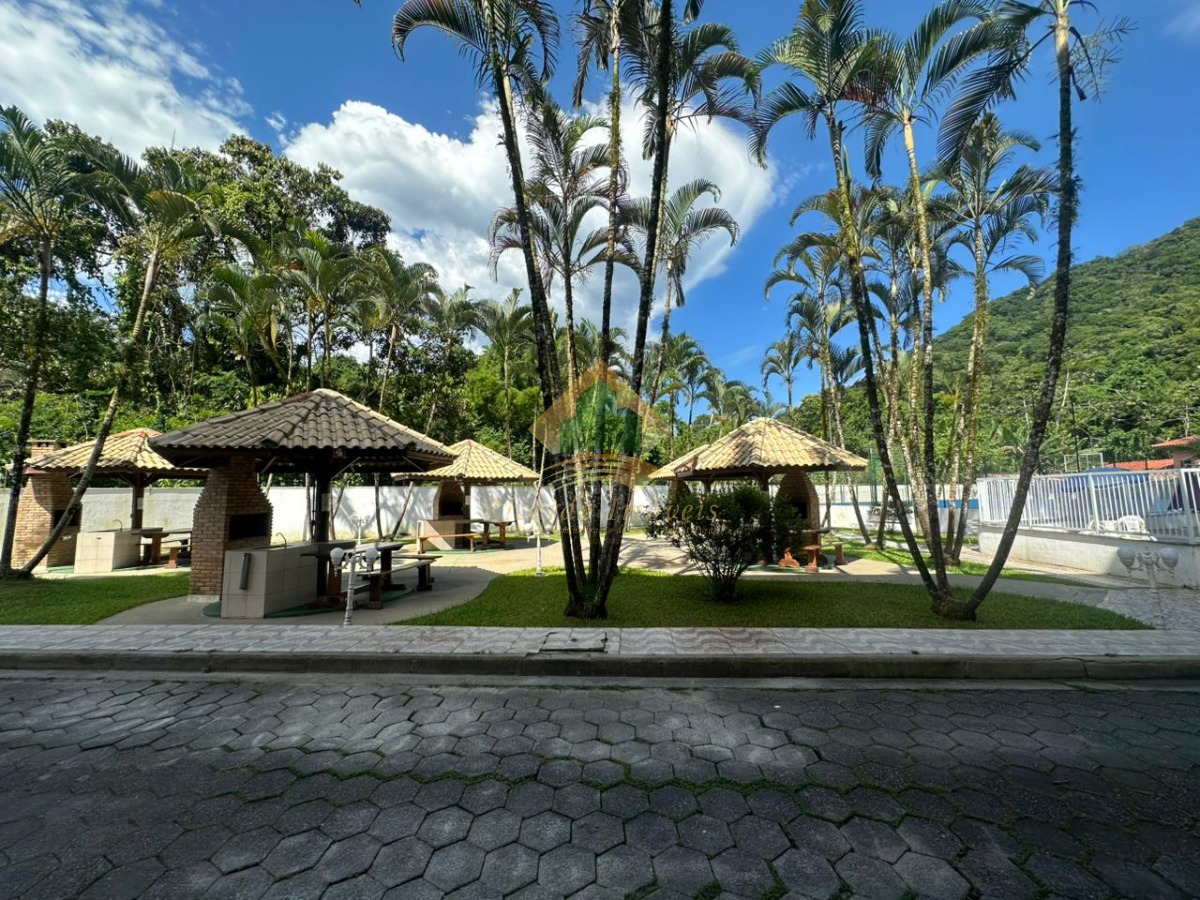 Apt 3 dormitórios no centro de ubatuba