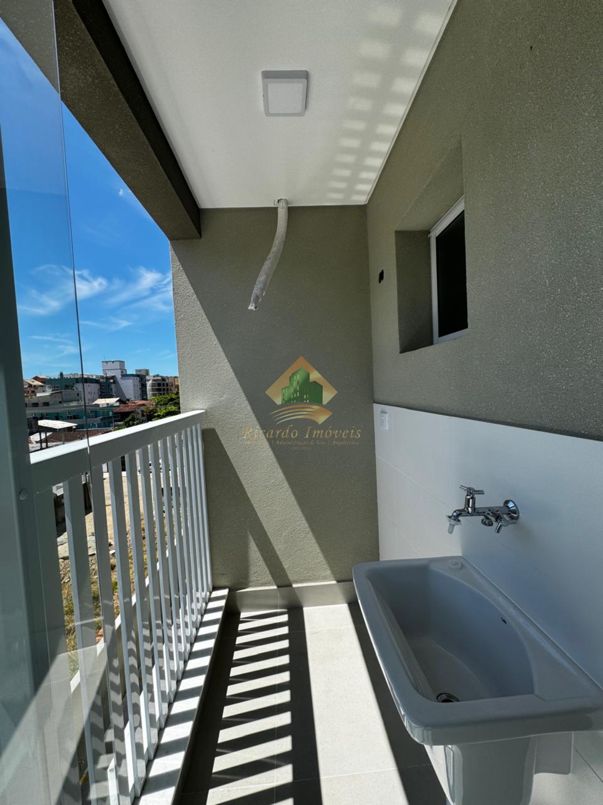 Studios novos proximo a praia temos 03 unidades no 2 andar