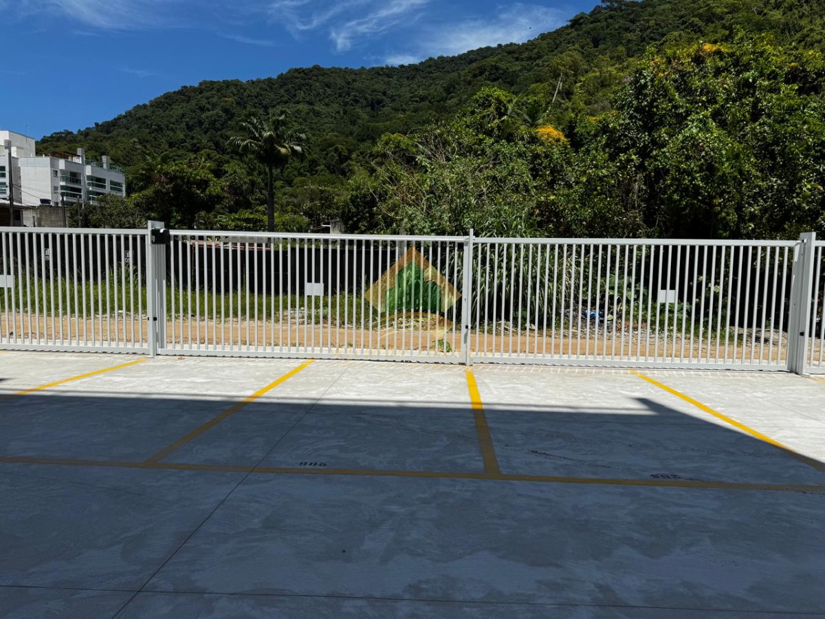 Studios novos proximo a praia temos 03 unidades no 2 andar