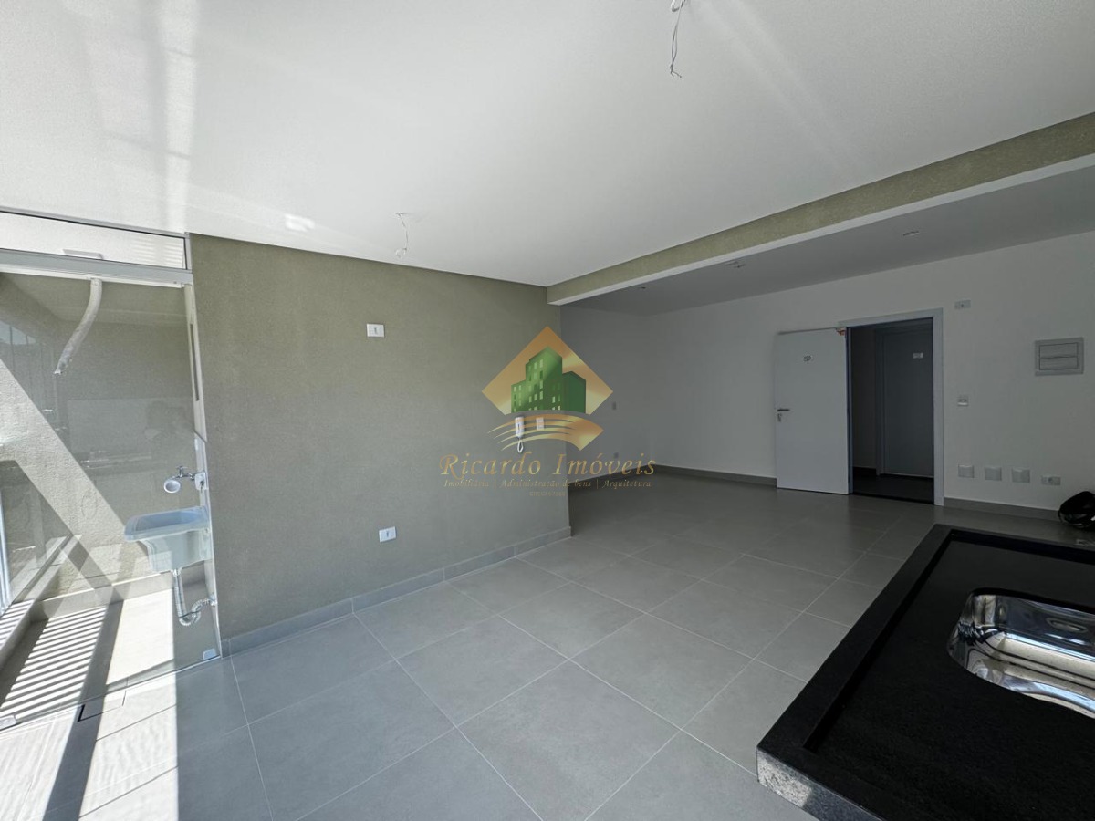 Studios novos proximo a praia temos 03 unidades no 2 andar