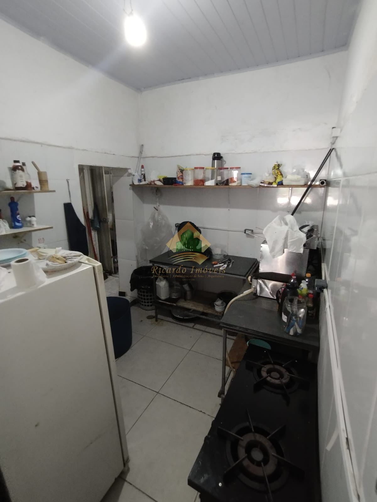Casa à venda com 4 quartos, 169m² - Foto 11