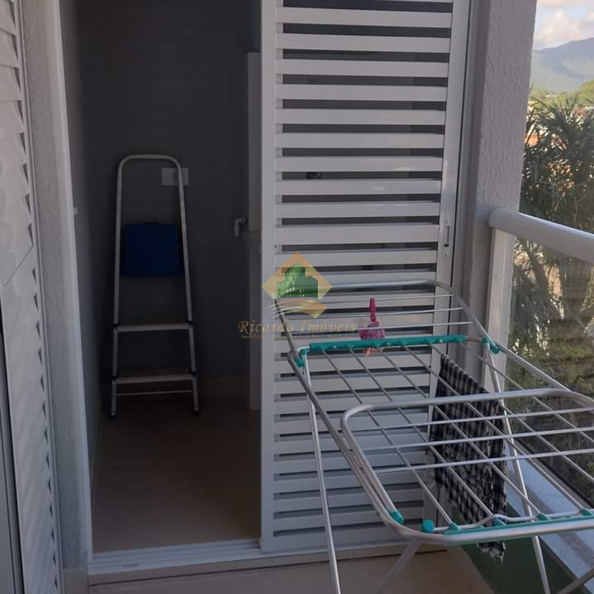 Lindo apt no pereque açu porteira fechada.