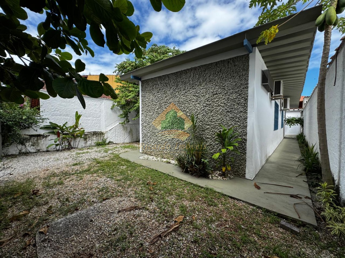 Casa 03 dormitórios otima localização
