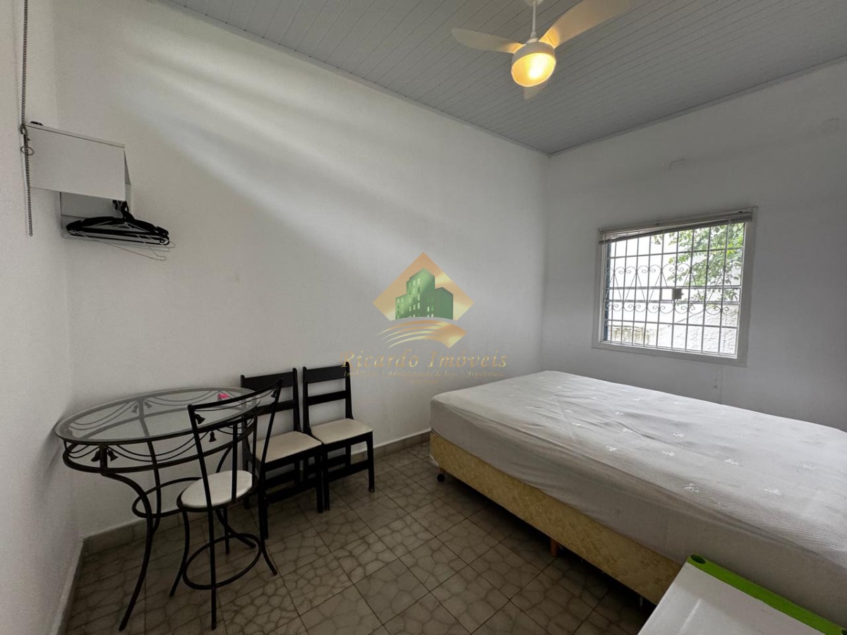 Casa 03 dormitórios otima localização