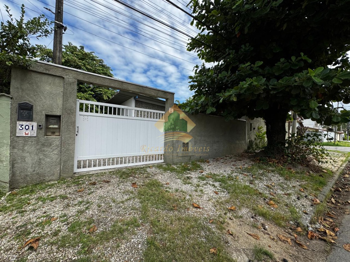 Casa 03 dormitórios otima localização