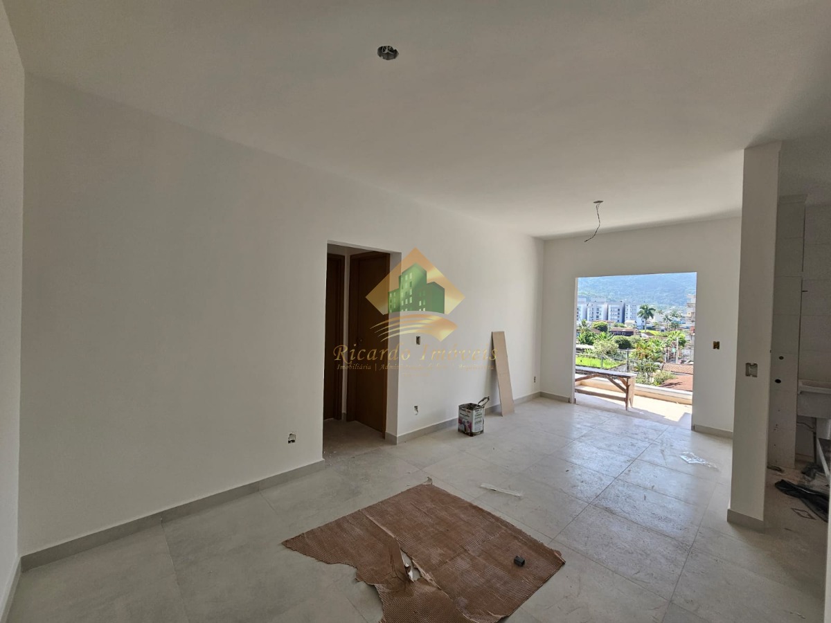 Apt com ótima localização na região central