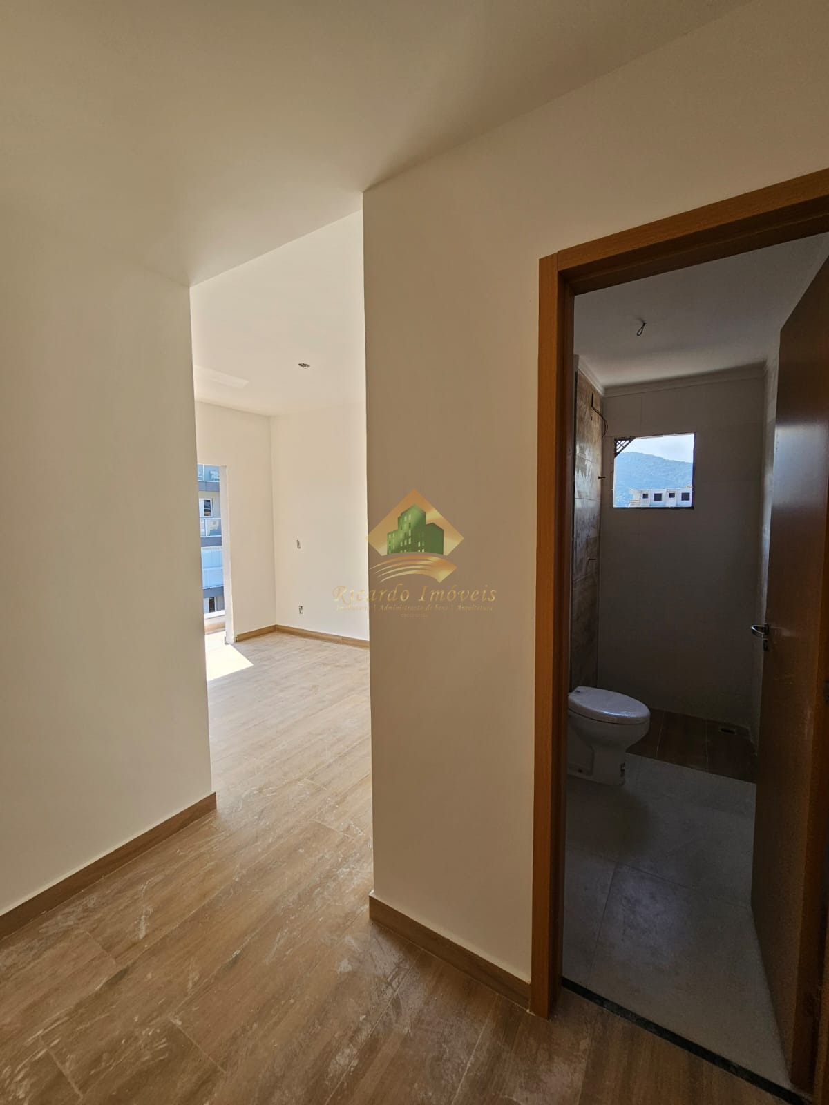 Apt com ótima localização na região central