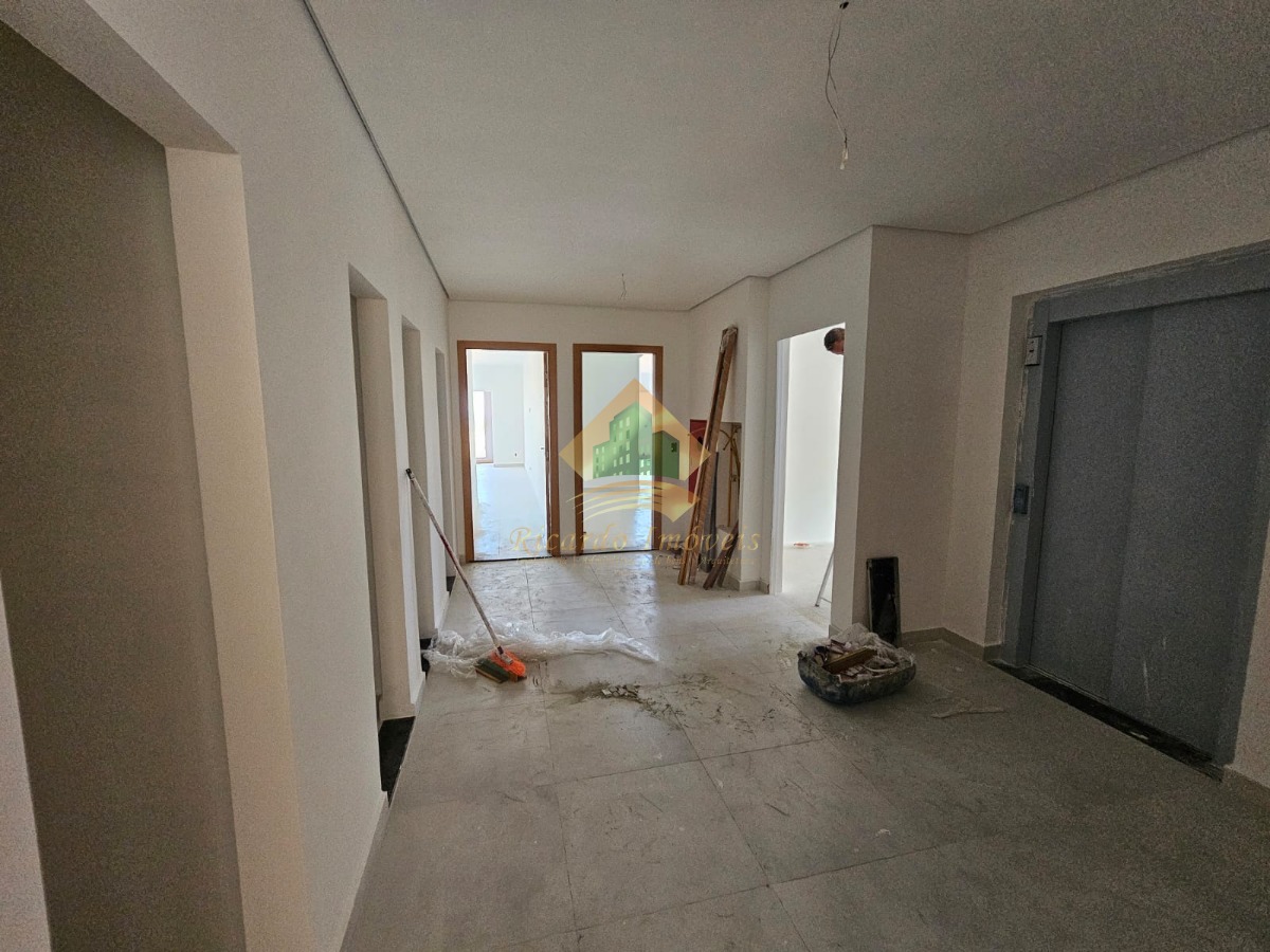 Apt com ótima localização na região central